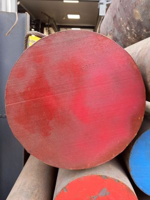 ترکیب شیمیایی فولاد VCN200 شامل کربن، نیکل، کروم و مولیبدن